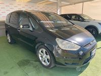 Usata Ford S-MAX Titanium 140 CV (102 kW) 2008 Nero Monovolume