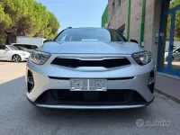 Usata Kia Stonic 84 CV (61 kW) 2022 Grigio SUV