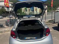 Usata Peugeot 208 Active 75 CV (55 kW) 2017 Argento Utilitaria