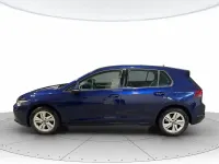Usata VW Golf VIII R-line 131 CV (96 kW) 2022 Blu Berlina