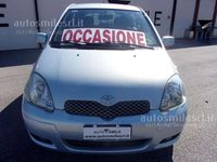 Usata Toyota Yaris Sol 75 CV (55 kW) 2005 Grigio Utilitaria