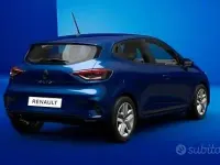 Nuova Renault Clio V Evolution 101 CV (74 kW) 2026 Blu Berlina