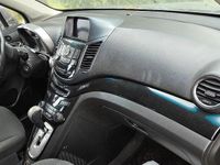 Usata Chevrolet Orlando 163 CV (119 kW) 2011 Nero Monovolume