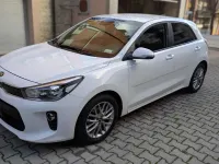 Usata Kia Rio 101 CV (74 kW) 2017 Bianco Berlina