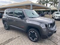 Usata Jeep Renegade Trailhawk 170 CV (125 kW) 2016 Grigio SUV