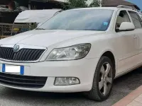 Usata Skoda Octavia Ambition 105 CV (77 kW) 2011 Bianco Station wagon