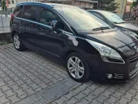 Usata Peugeot 5008 112 CV (82 kW) 2011 Nero Monovolume