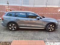 Usata Volvo V60 CC 2023 Grigio Station wagon