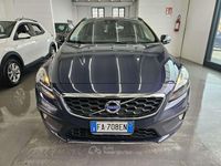 Usata Volvo V40 CC Summum 114 CV (83 kW) 2015 Blu Station wagon