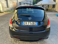 Usata Lancia Ypsilon Platinum 69 CV (50 kW) 2014 Nero Utilitaria