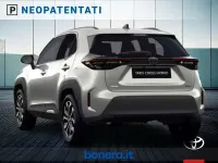 Nuova Toyota Yaris Cross Trend 131 CV (96 kW) 2026 Silver metallic SUV