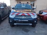 Usata Mitsubishi L200 Invite 136 CV (100 kW) 2014 Blu Pick-up