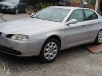 Usata Alfa Romeo 166 Distinctive 140 CV (102 kW) 2001 Grigio Berlina