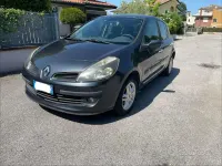 Usata Renault Clio Dynamique 75 CV (55 kW) 2006 Grigio Utilitaria