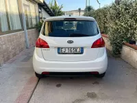 Usata Kia Venga EX 90 CV (66 kW) 2011 Bianco Utilitaria