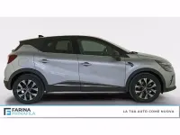 Usata Renault Captur Techno 143 CV (105 kW) 2023 Grigio chiaro tetto nero SUV