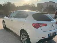 Usata Alfa Romeo Giulietta 105 CV (77 kW) 2013 Bianco Utilitaria