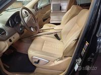 Usata Mercedes ML320 224 CV (164 kW) 2006 Nero SUV