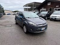 Usata Ford Fiesta 70 CV (51 kW) 2011 Grigio Utilitaria