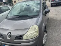 Usata Renault Modus 75 CV (55 kW) 2011 Grigio Monovolume