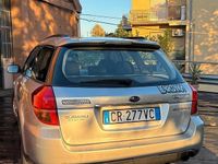 Usata Subaru Outback 150 CV (110 kW) 2005 Grigio Berlina