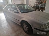 Usata Skoda Octavia Ambiente 90 CV (66 kW) 2001 Grigio Berlina