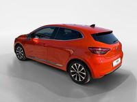 Usata Renault Clio V Techno 140 CV (102 kW) 2023 Arancione Utilitaria