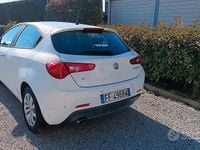 Usata Alfa Romeo Giulietta 120 CV (88 kW) 2016 Bianco Utilitaria