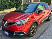 Usata Renault Captur Iconic 90 CV (66 kW) 2016 Rosso SUV