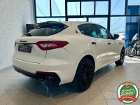 Usata Maserati Levante 349 CV (256 kW) 2019 Bianco SUV