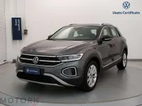 Usata VW T-Roc Style 116 CV (85 kW) 2025 Grigio SUV