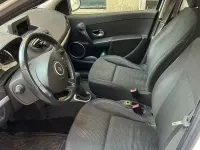 Usata Renault Clio II 54 CV (39 kW) 2010 Bianco Berlina
