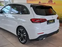Usata Mercedes B180 116 CV (85 kW) 2020 Bianco Utilitaria