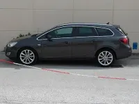 Usata Opel Astra 110 CV (80 kW) 2011 Station wagon