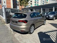 Usata Fiat Tipo Sport 120 CV (88 kW) 2019 Oro Berlina