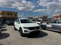 Usata VW T-Roc Style 116 CV (85 kW) 2019 Bianco SUV