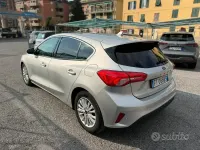 Usata Ford Focus Titanium 125 CV (91 kW) 2018 Grigio Berlina