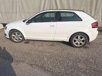 Usata Audi A3 Ambiente 90 CV (66 kW) 2011 Bianco Utilitaria
