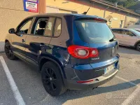 Usata VW Tiguan Sportline 140 CV (102 kW) 2009 Bluazzurro SUV