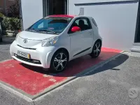 Usata Toyota iQ Lounge 68 CV (50 kW) 2011 Bianco Utilitaria