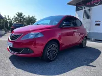 Usata Lancia Ypsilon Gold 69 CV (50 kW) 2023 Rosso Utilitaria