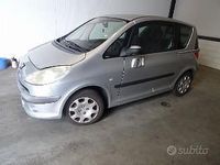Usata Peugeot 1007 88 CV (64 kW) 2005 Grigio Monovolume