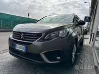 usata Peugeot 5008 120cv Bhdi Active