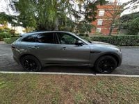 Usata Jaguar F-Pace R-Dynamic 204 CV (150 kW) 2024 Grigio SUV