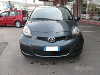 Usata Toyota Aygo 68 CV (50 kW) 2011 Grigio Utilitaria