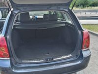 Usata Toyota Avensis 150 CV (110 kW) 2006 Grigio Station wagon