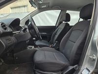 Begagnad Mazda 2 2006 Grå Halvkombi
