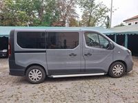 Usata Opel Vivaro 140 CV (102 kW) 2015 Grigio Monovolume