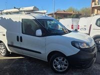 Usata Fiat Doblò 120 CV (88 kW) 2019 Bianco / pastello Monovolume