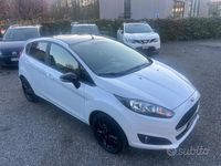 Usata Ford Fiesta 95 CV (69 kW) 2017 Bianco Berlina